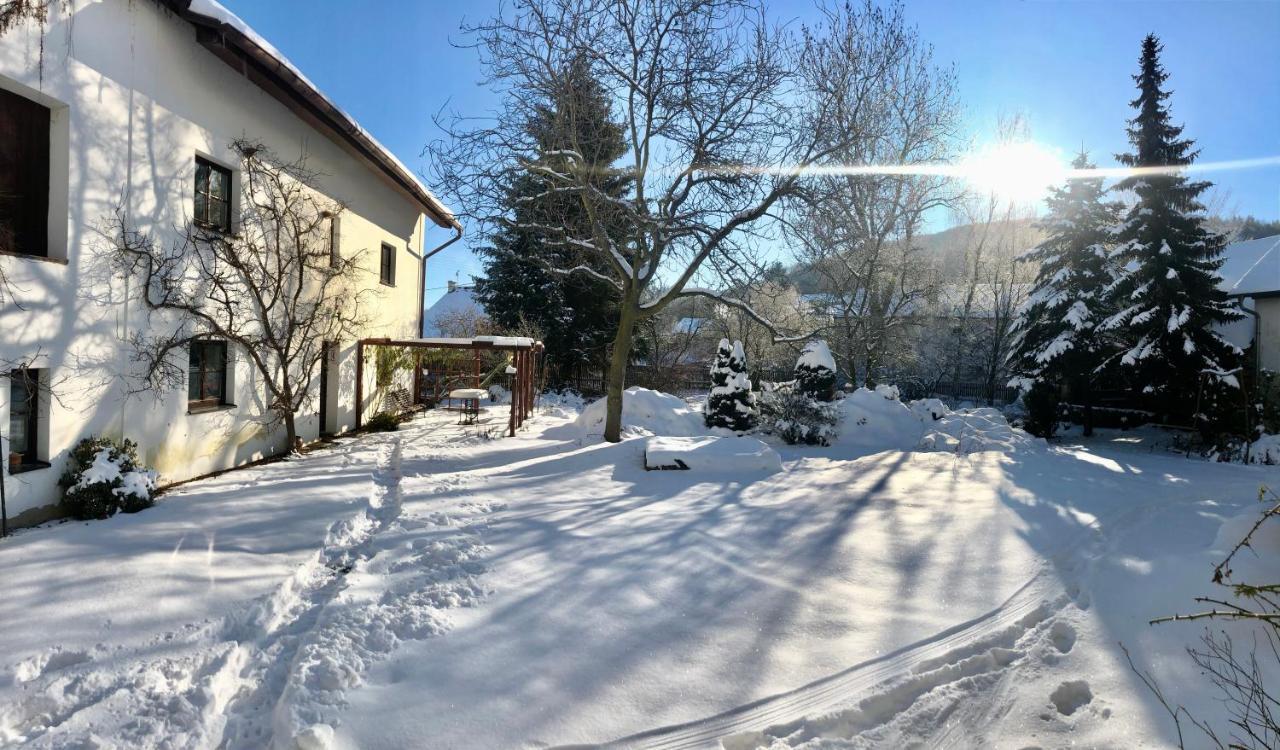 Ferienwohnung Pokoje V Chalupe Pod Milesovkou Velemin Exterior foto